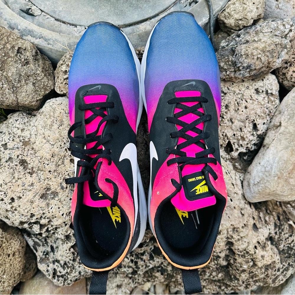 NIKE AIR MAX TAVAS SD Sunset Size 15 724765-005 Trainer Shoe NWOT